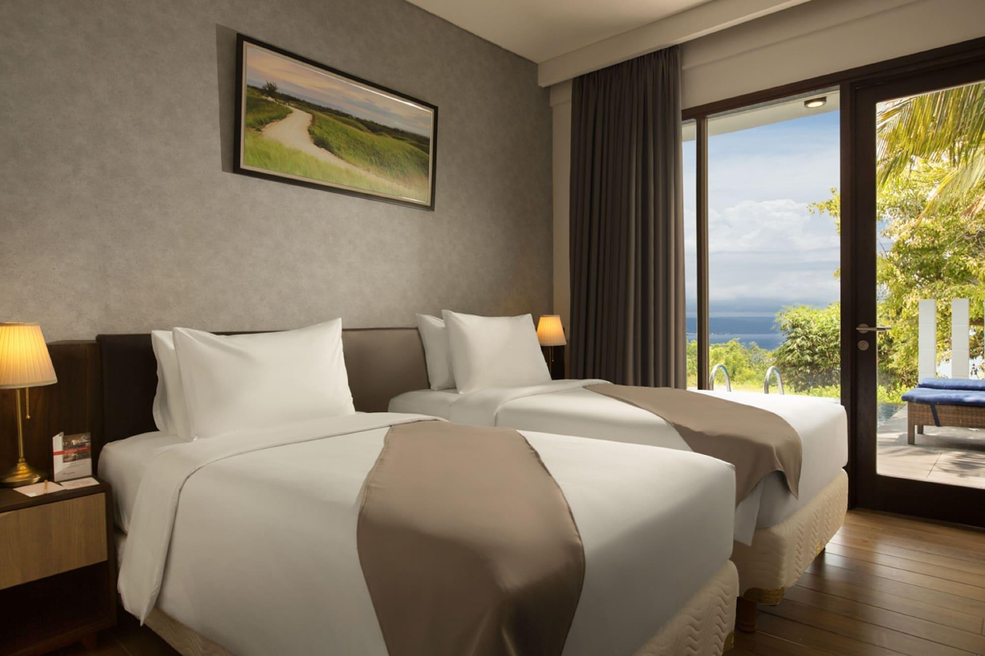 Swiss-Belinn Luwuk Exterior photo