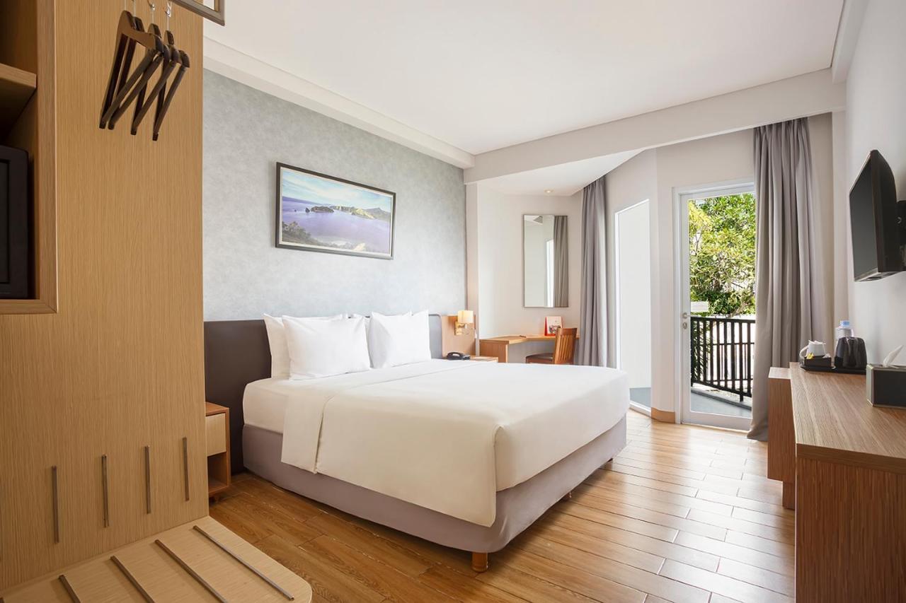 Swiss-Belinn Luwuk Exterior photo